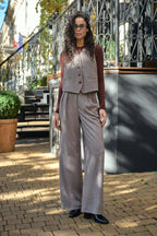 Essential Vest Brown