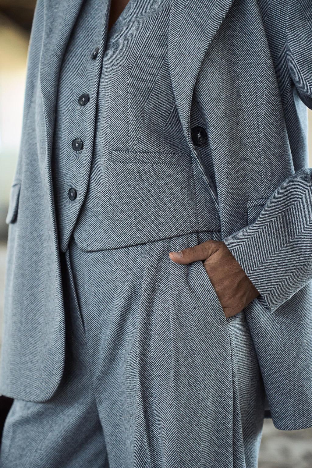 Essential Vest Gray