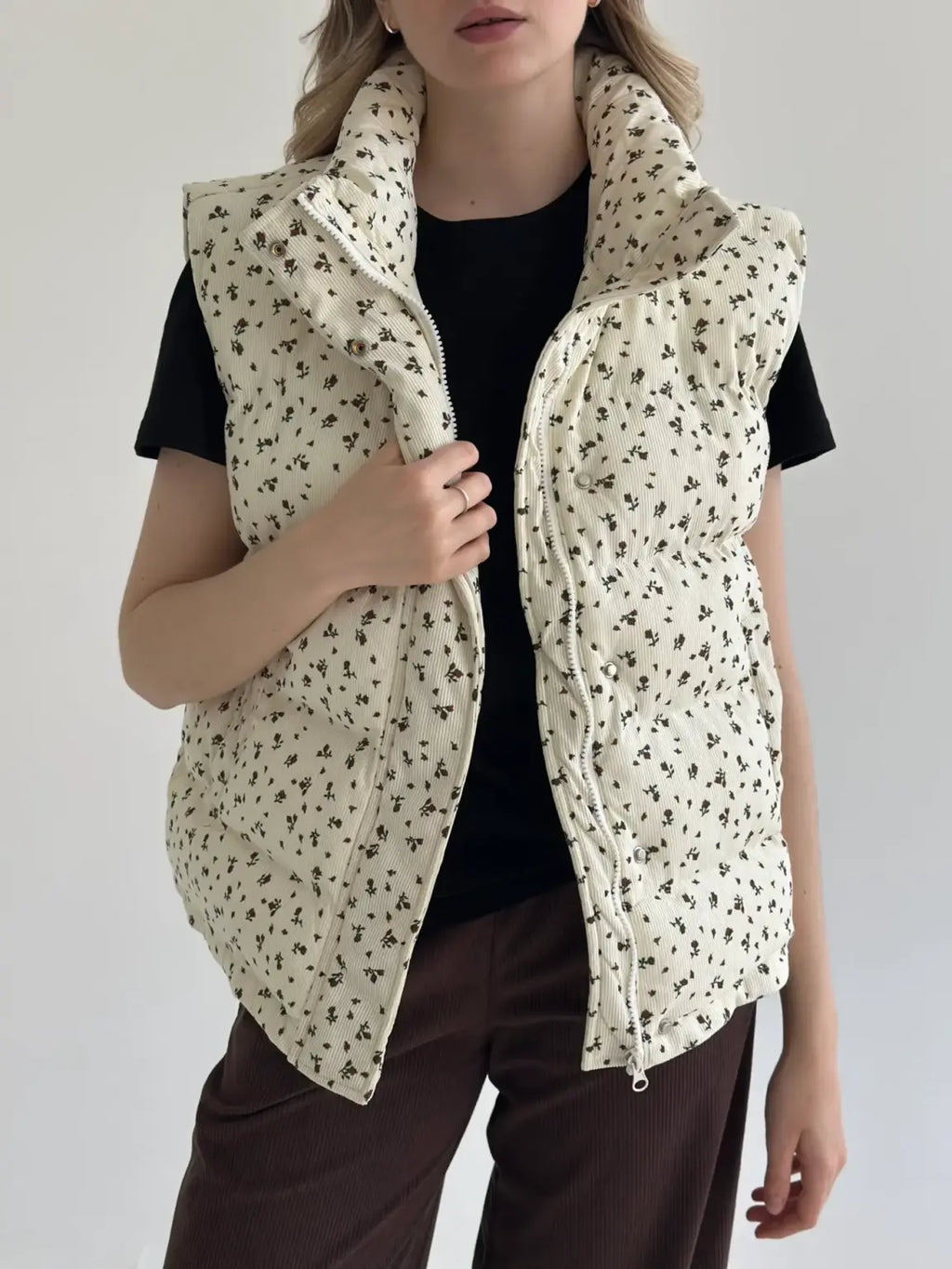 Milk Floral Vest Red Flowers