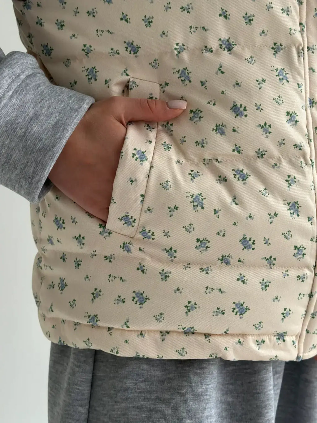 Milk Floral Vest