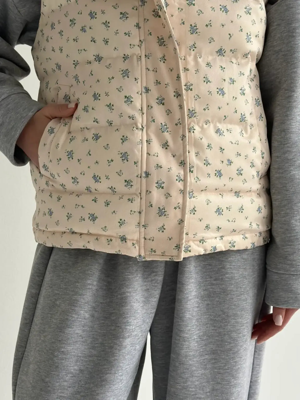 Milk Floral Vest