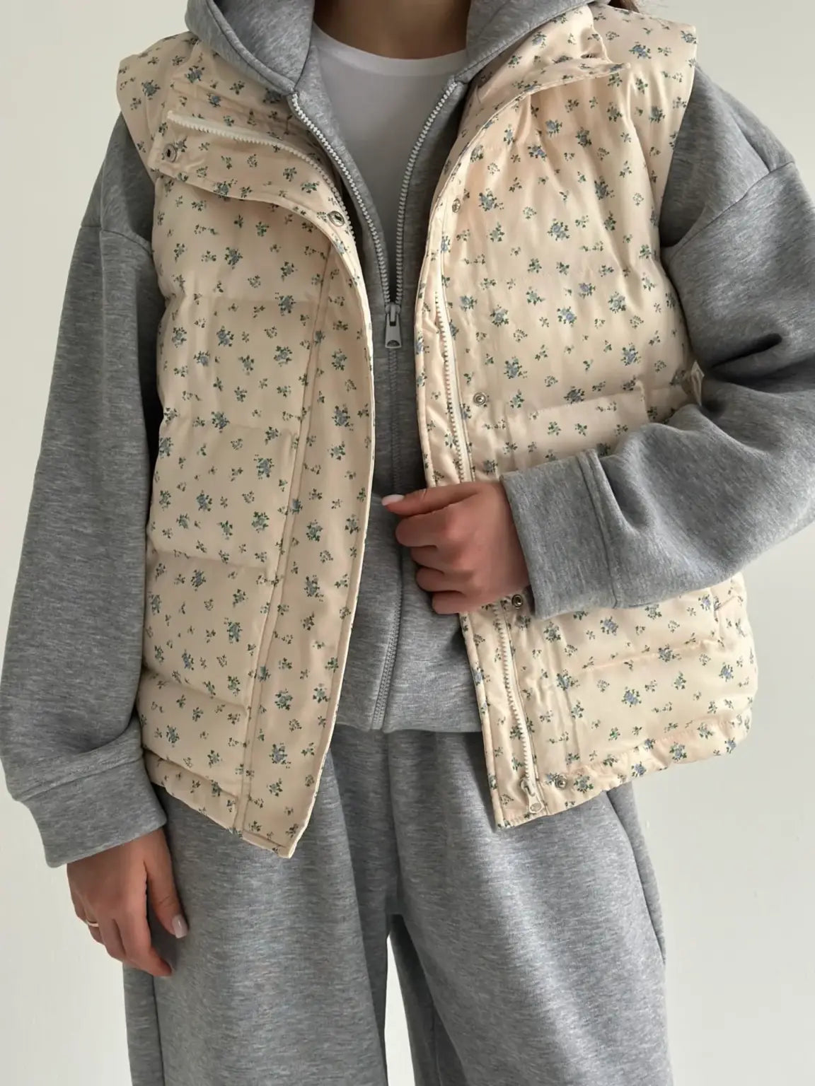 Milk Floral Vest
